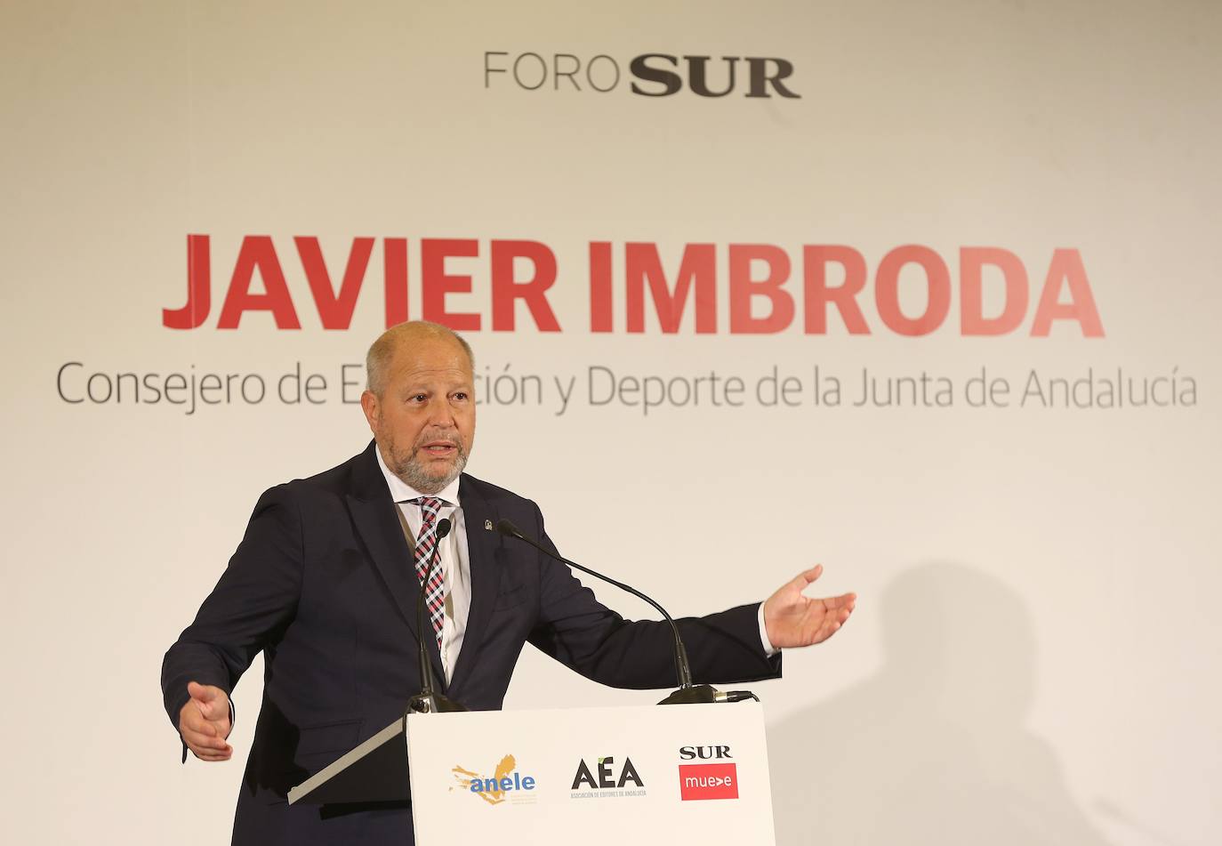 Foro SUR con el consejero de Educación y Deporte, Javier Imbroda