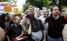 Errejón provoca en Murcia la primera gran deserción en Podemos
