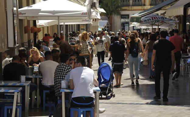 Adelante Málaga critica «pasividad» de PP para implantar la Zona Acústicamente Saturada en centro de la capital