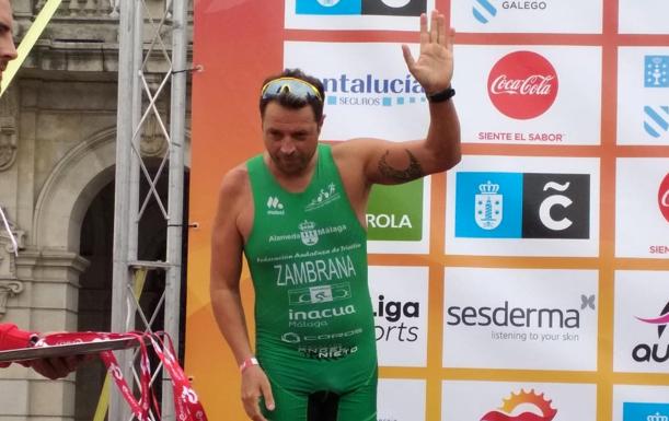 Raúl Zambrana, subcampeón de España de triatlón paralímpico en A Coruña