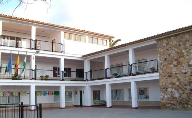 Ardales pide desdoblar la clase de quinto de primaria: «Es insostenible»