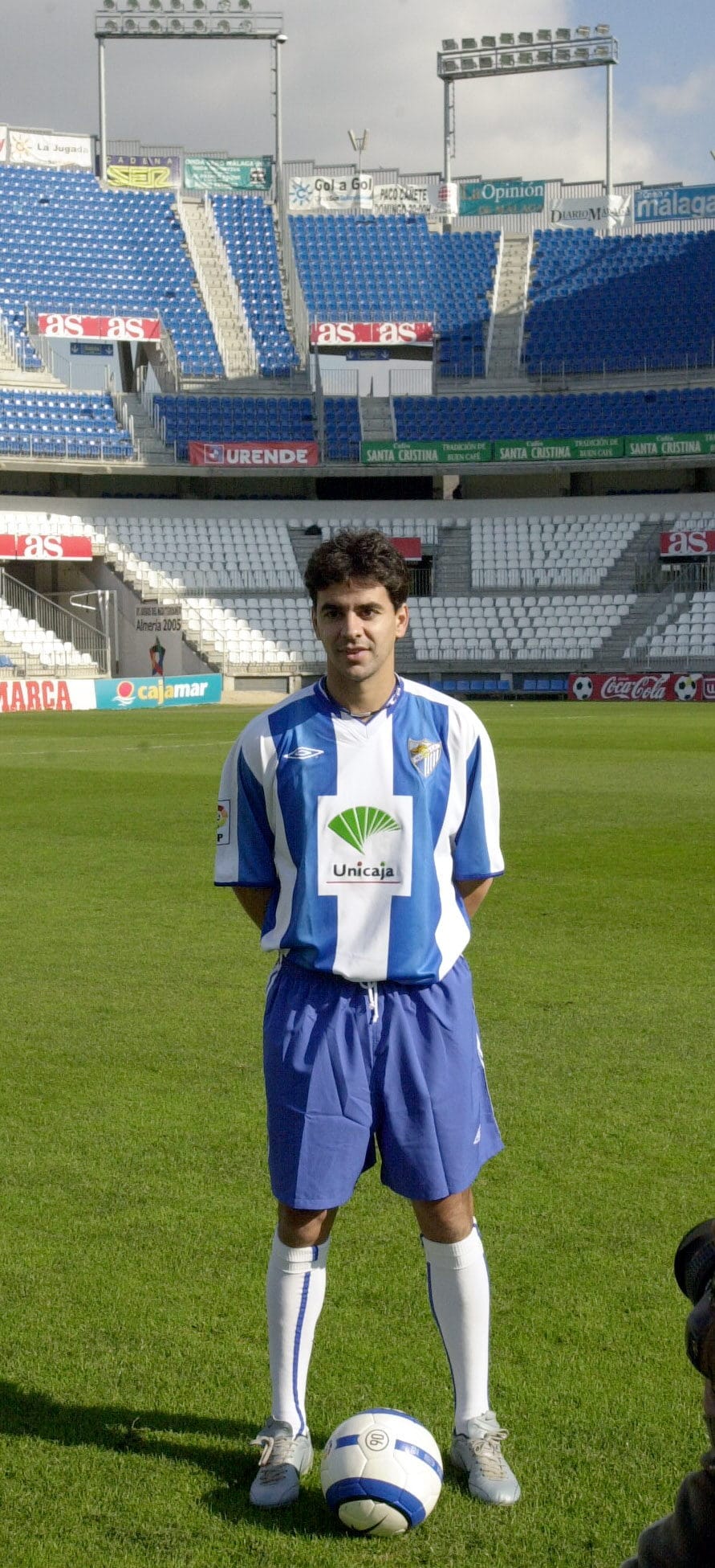 Las fotos de cuando Míchel Sánchez, ahora entrenador del Huesca, jugó en el Málaga