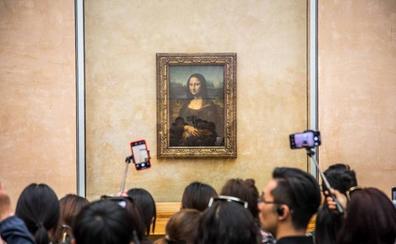 'La Gioconda' recupera su lugar en el Louvre tras las obras de renovación