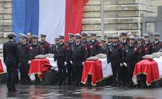 Macron llama a permanecer «vigilantes» ante la amenaza terrorista