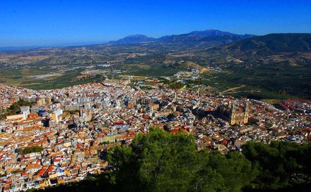 Jaén se vuelca con sus fiestas