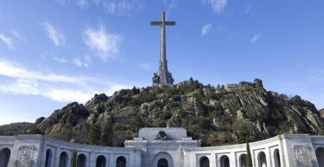 El Gobierno baraja exhumar a Franco el 21 o 22 de octubre