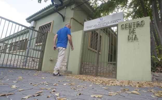 La Diputación cederá un edificio a la Junta en el Civil para un centro sobre trastornos alimentarios