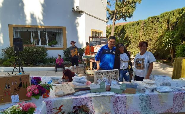 Aspandem se viste de feria para mostrar su arte