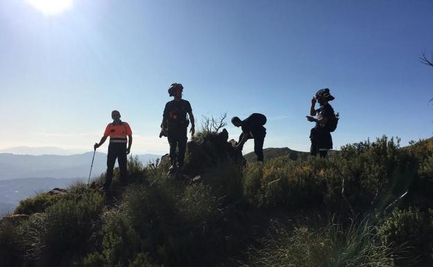 Localizan a un senderista que se había perdido en la Sierra Tejeda