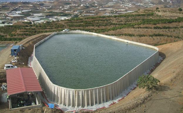 La Junta recorta un 25% el riego en la Axarquía a causa de la sequía