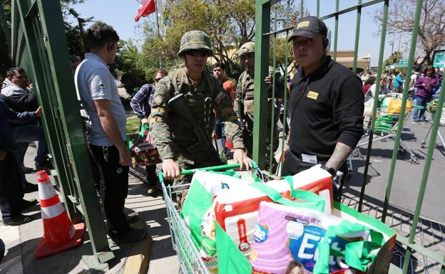 Un español en Chile: «Esto se parece a la Venezuela de Maduro»