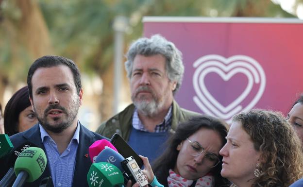 Alberto Garzón: «Hay que liberalizar el peaje de la AP7 para la gente con menos recursos; no para los ferraris»