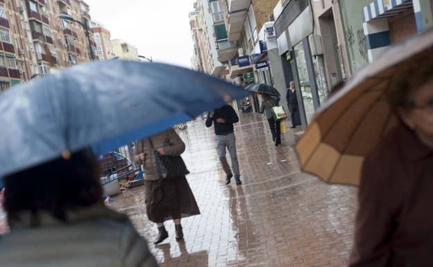El terral dará paso a la lluvia este sábado en Málaga