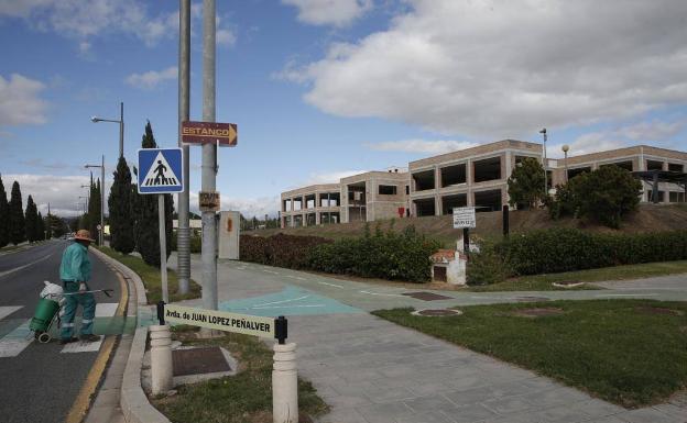 El antiguo edificio de A Novo en el PTA encuentra comprador tras diez años en desuso