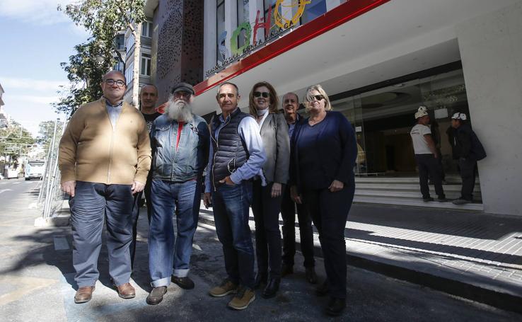 Gestores culturales instalados en el Soho viven con expectación la apertura del teatro de Antonio Banderas