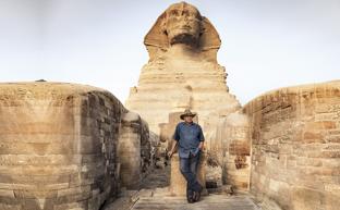 Zahi Hawass: «Británicos y alemanes son unos ladrones»