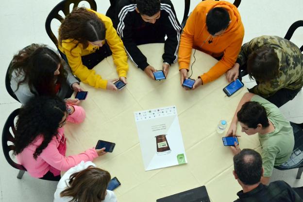 Desayuno en la Facultad de Derecho con investigadores de la UMA