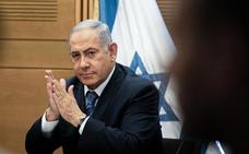 Netanyahu, imputado por graves delitos de corrupción en su peor momento político