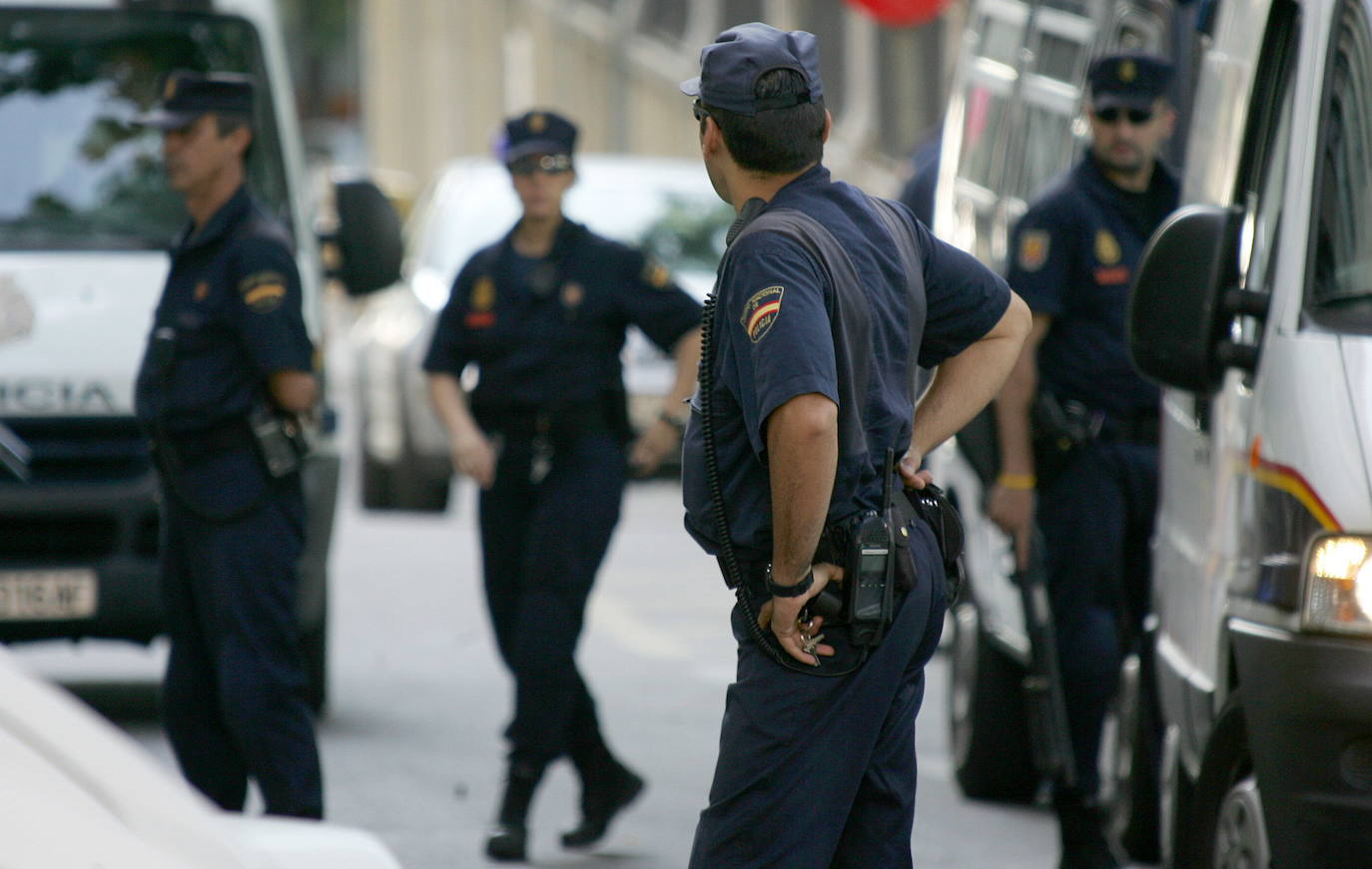 Dos detenidos en Madrid por abusar de menores tras contactarles en redes