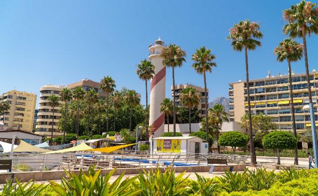 El Ayuntamiento ratifica las condiciones de la Autoridad Portuaria para la cesión del Faro a Marbella