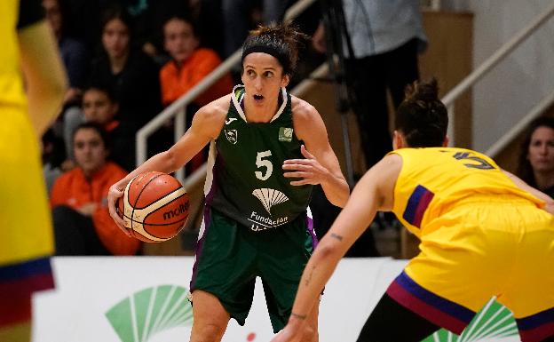 El Unicaja da un golpe de autoridad y sorprende al líder