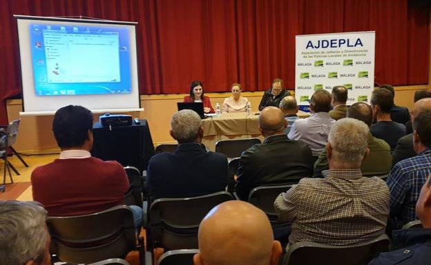 Los directivos de las Policías Locales andaluzas ponen el foco sobre los riesgos de los patinetes