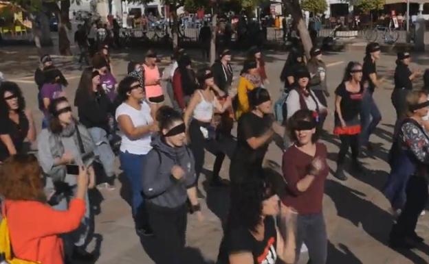 'Un violador en tu camino', el himno feminista que está dando la vuelta al mundo, llega a Málaga