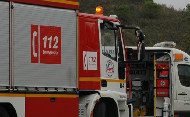 Fallece un hombre de 88 años en el incendio de una vivienda en Villanueva de Tapia