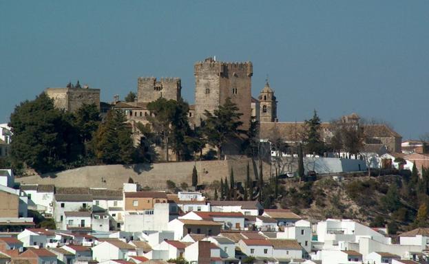 Navidad a los pies del castillo de Montemayor