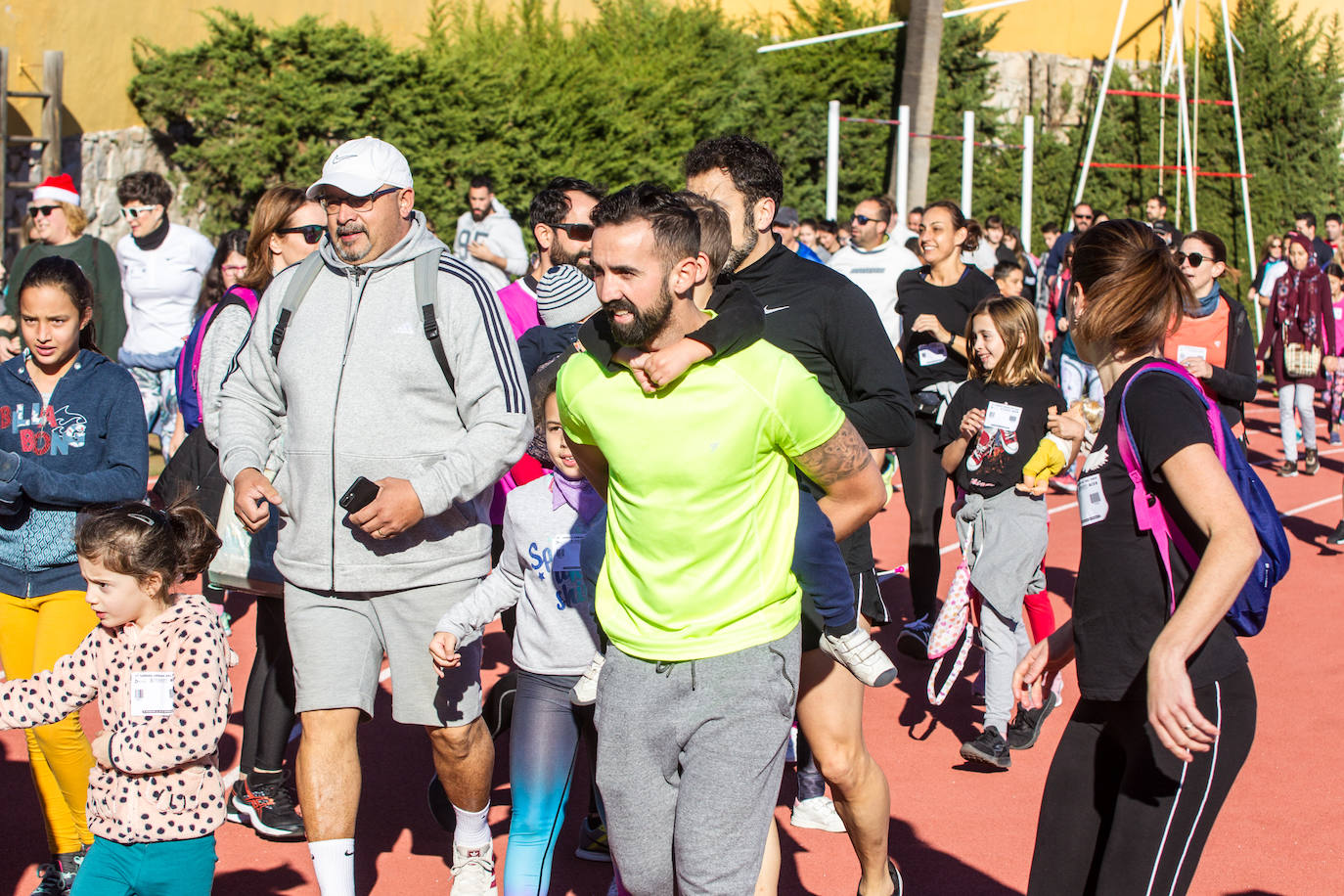 Más de 2.000 personas participan en la Carrera de El Pavo de Benalmádena