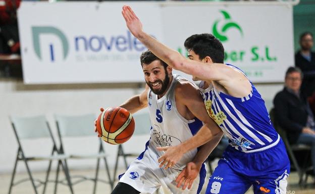 Un pésimo tercer cuarto condena al Marbella en Ponferrada