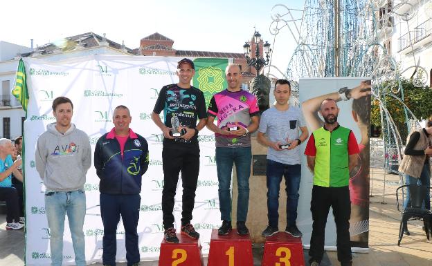 Alberto Aladid y Carmen Flores se llevan el IV Trail Almanzor en Torrox