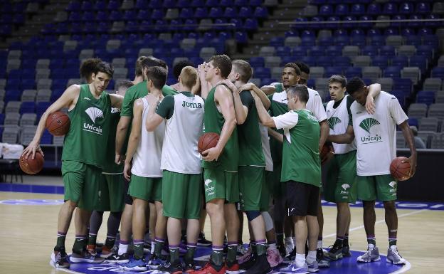 El camino del Unicaja en la Eurocup se endurece con rivales de la ACB y un calendario condicionado