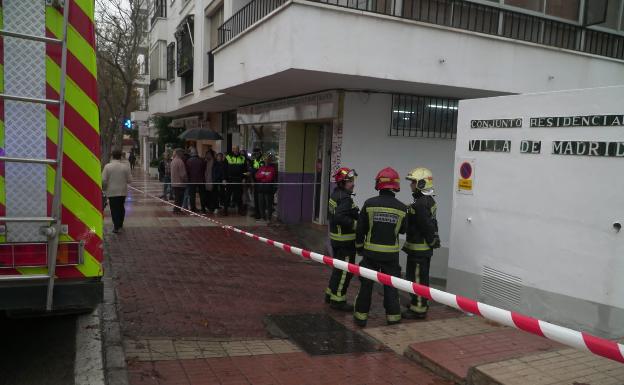 Susto en calle San Bernabé por el incendio de un coche en un 'parking' subterráneo