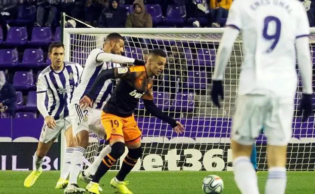 Manu Vallejo rescata un punto para el Valencia