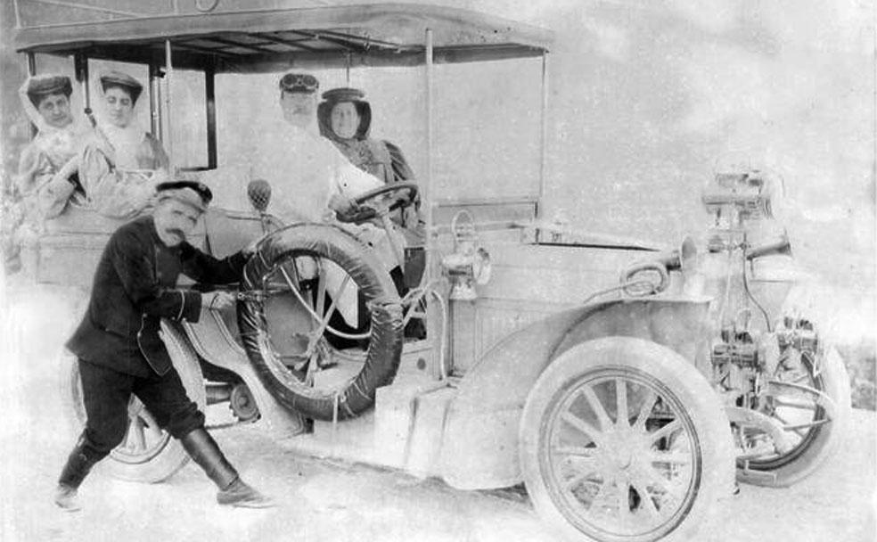 Historia del primer automóvil malagueño
