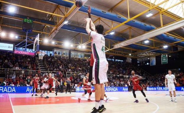 Un final feliz a un 2019 con más sombras que luces para el Unicaja