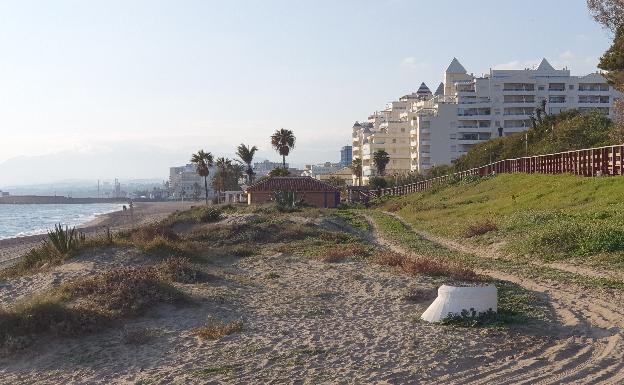 El Ayuntamiento planifica reformas en tres kilómetros del paseo marítimo