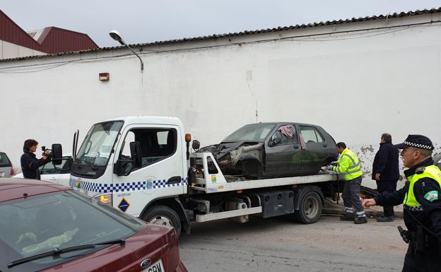 Marbella batió en 2019 su récord de retirada de vehículos abandonados en las calles