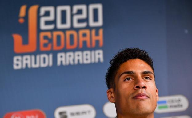 Varane: «Bale y Benzema son muy importantes, pero no hay excusas»