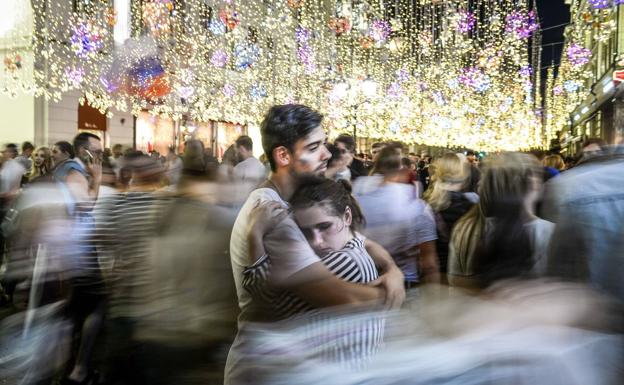 Los obispos proponen hacer un curso de 2 a 3 años para casarse por la Iglesia