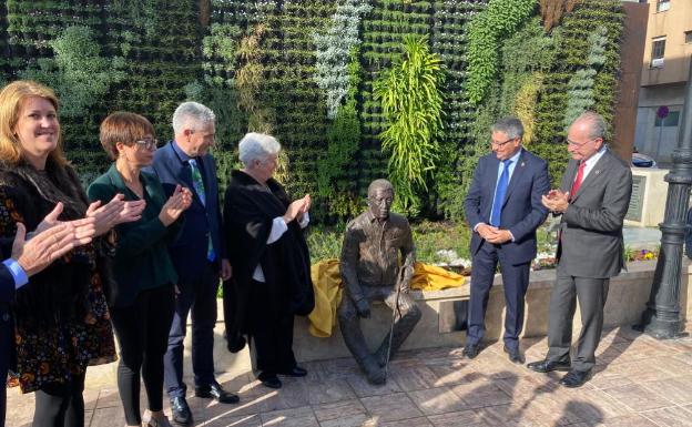 Manuel Alcántara se hace eterno en Rincón de la Victoria