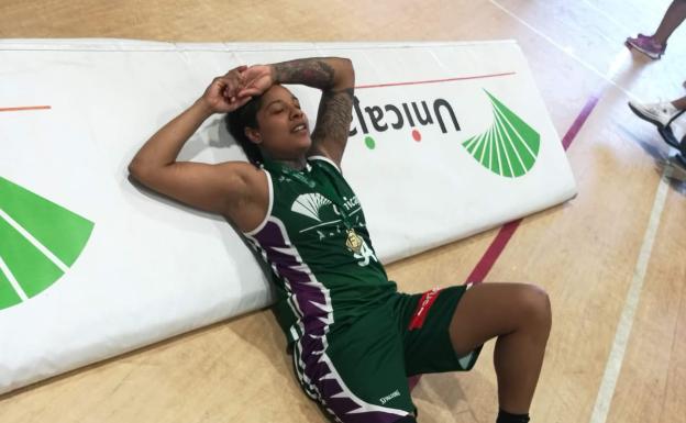 Robinson vuelve a sonreír tras siete meses fuera de las canchas