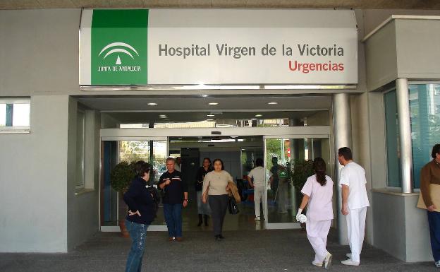 El Satse denuncia que las urgencias del Clínico están colapsadas y el hospital lo niega