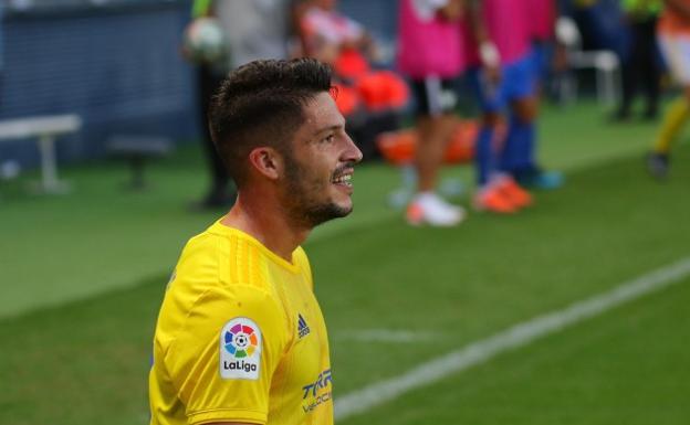 Caye Quintana, que hizo estragos en La Rosaleda, refuerza al Fuenlabrada