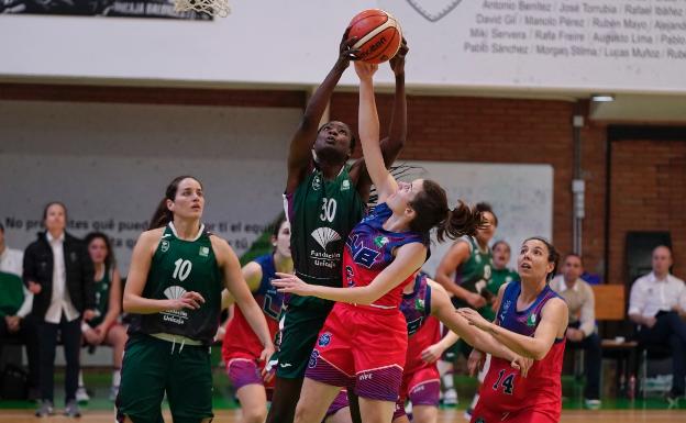 Sufrida e importante victoria del Unicaja ante el Lima-Horta (78-70)