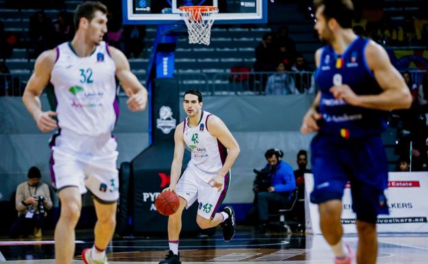 El Unicaja logra un valioso triunfo en Andorra