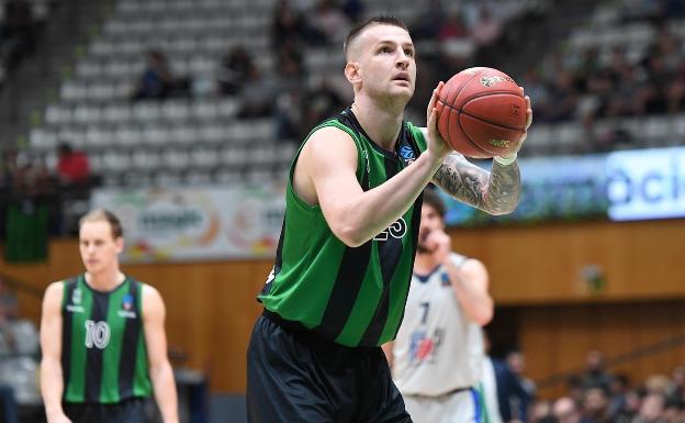 El Joventut tumba al Tofas y hace líder al Unicaja