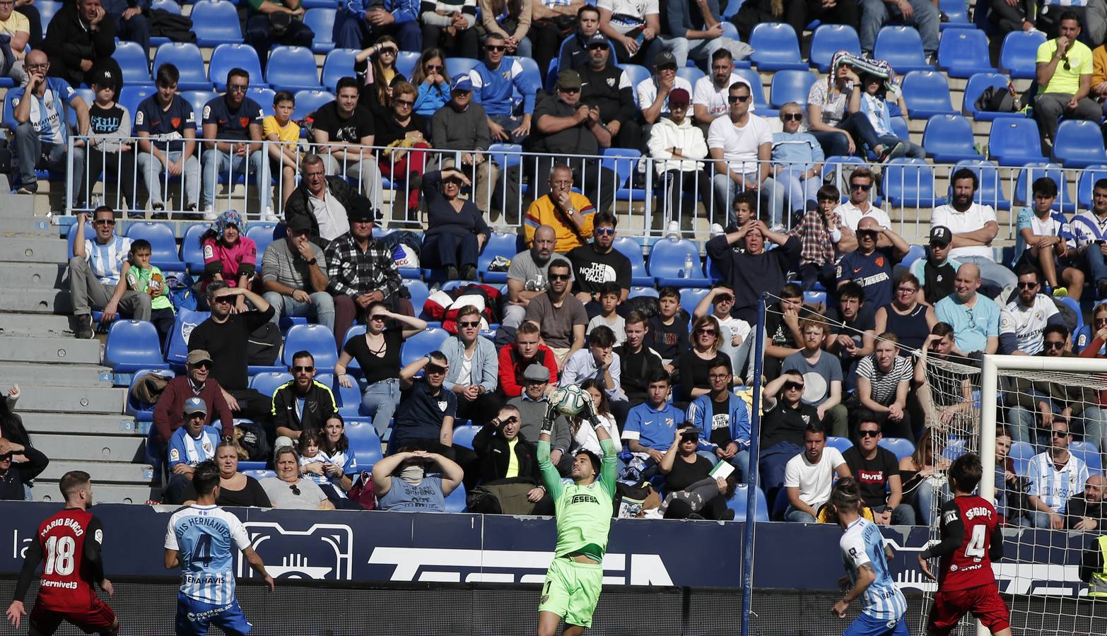 ¿Estuviste en el Málaga-Mirandés? Búscate en las gradas de La Rosaleda