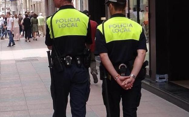 Convocadas dos plazas de Policía Local en Paradas (Sevilla)